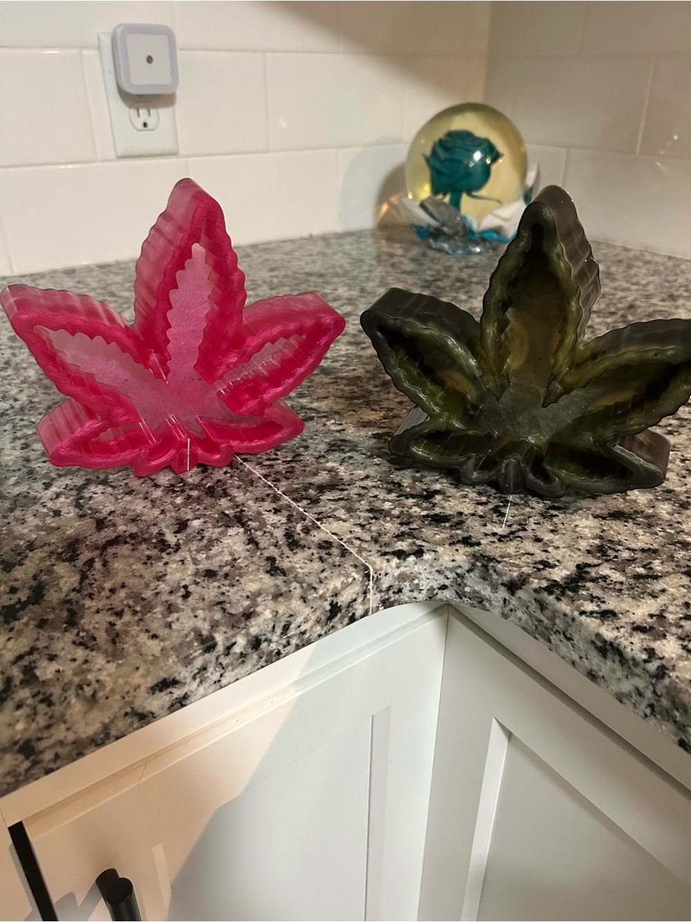 Pink and Olive Leaf Decorative Resin Dishes - Set of 1 . Each are 20 dollars